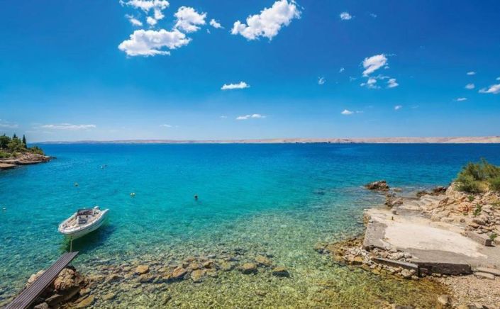 Image No.3-3 Bed Property for sale