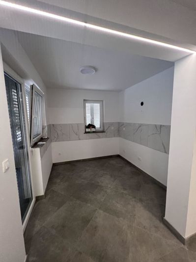 Image No.6-2 Bed Property for sale