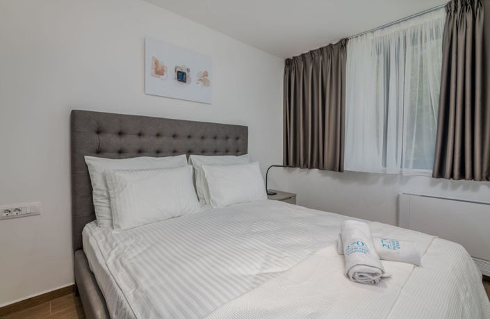 Image No.23-3 Bed Property for sale