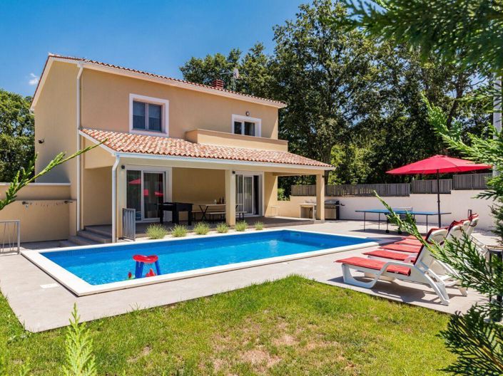 Image No.3-4 Bed Property for sale