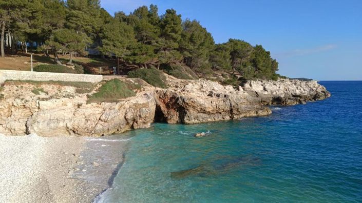 Image No.21-5 Bed Property for sale