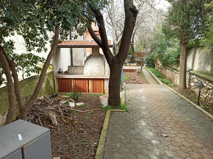 Image No.4-5 Bed Property for sale