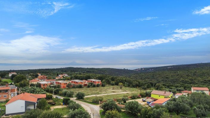 Image No.7-2 Bed Property for sale