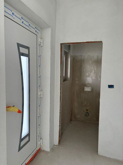 Image No.16-3 Bed Property for sale