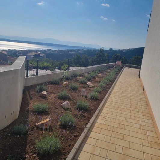 Image No.9-4 Bed Property for sale