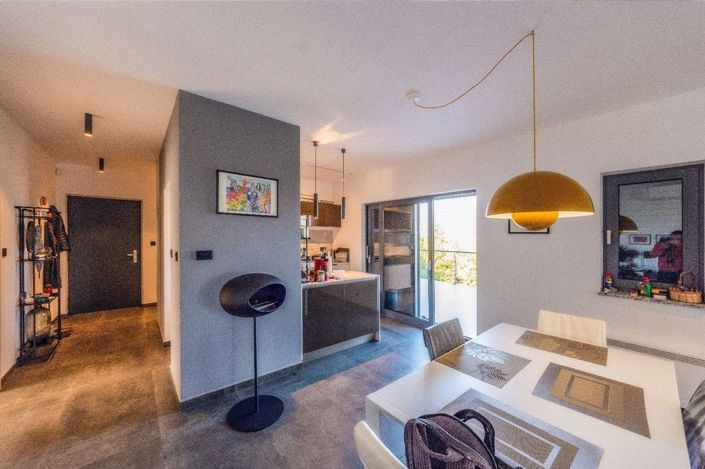 Image No.13-4 Bed Property for sale