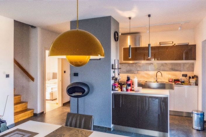 Image No.14-4 Bed Property for sale