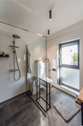 Image No.18-4 Bed Property for sale