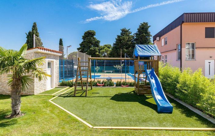 Image No.21-10 Bed Property for sale