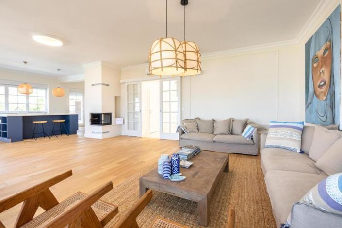 Image No.21-4 Bed Property for sale