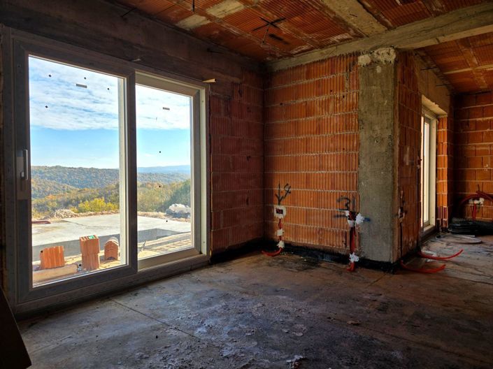 Image No.18-3 Bed Property for sale