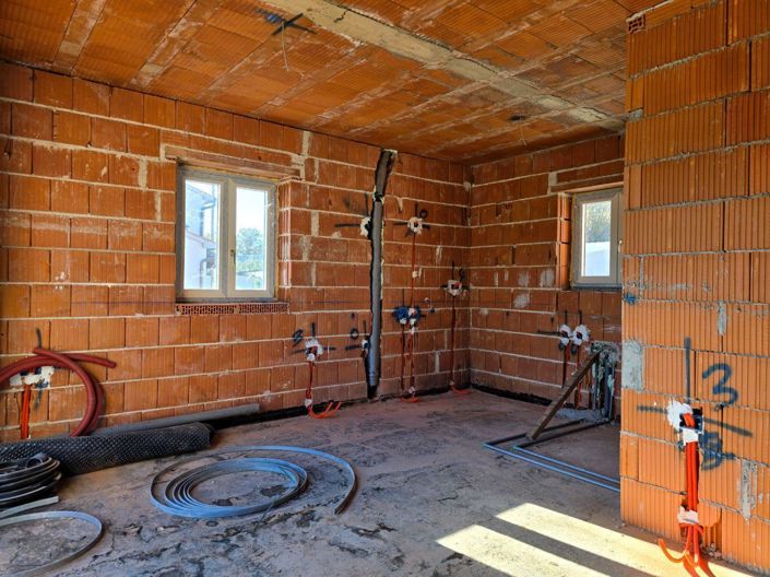 Image No.21-3 Bed Property for sale