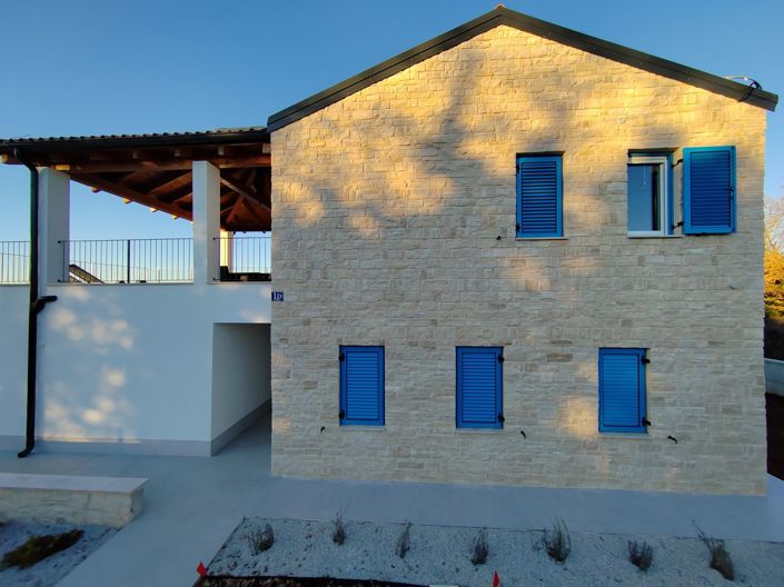 Image No.3-4 Bed Property for sale