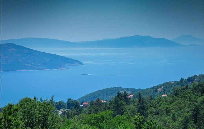 Image No.16-3 Bed Property for sale