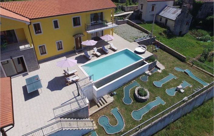 Image No.9-3 Bed Property for sale