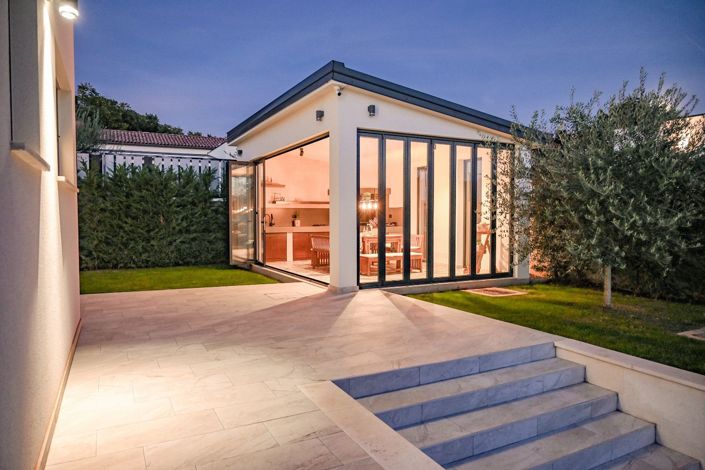 Image No.3-Propriété de 3 chambres à vendre à Vodnjan