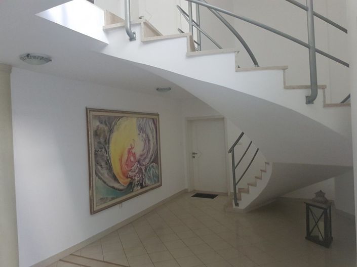 Image No.14-11 Bed Property for sale