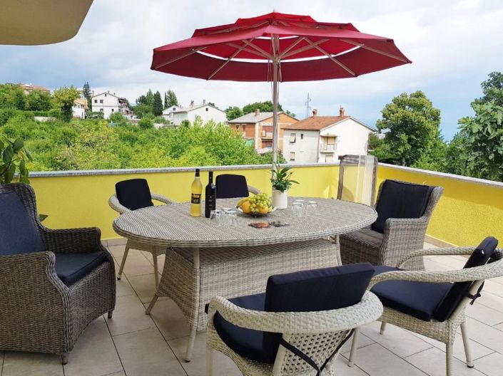 Image No.1-9 Bed Property for sale