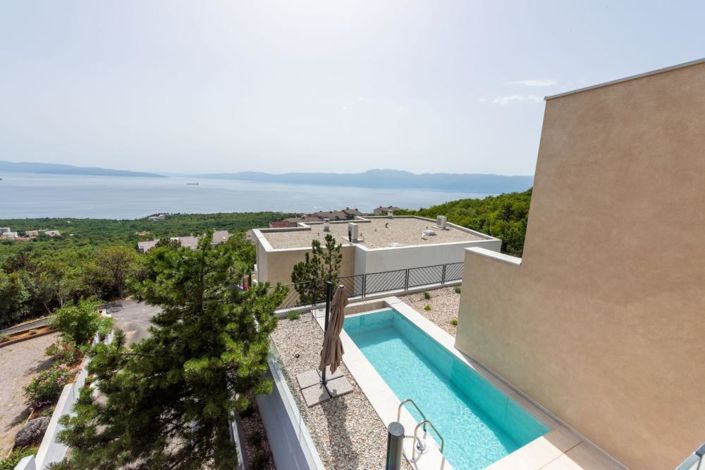 Image No.1-3 Bed Property for sale