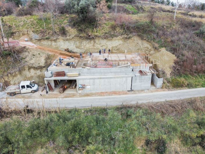 Image No.4-4 Bed Property for sale