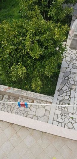 Image No.21-6 Bed Property for sale