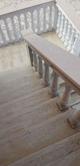 Image No.25-6 Bed Property for sale