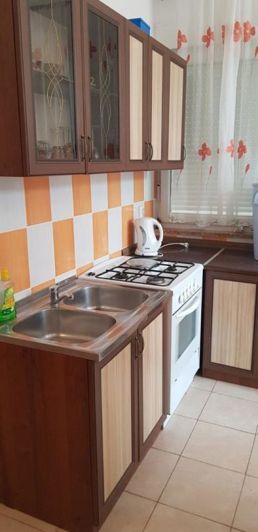 Image No.8-6 Bed Property for sale