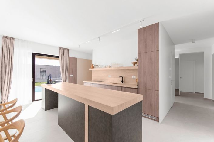 Image No.25-3 Bed Property for sale