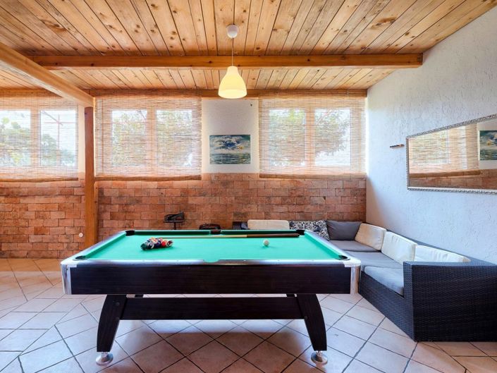 Image No.14-5 Bed Property for sale