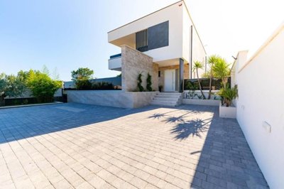 132064-520439