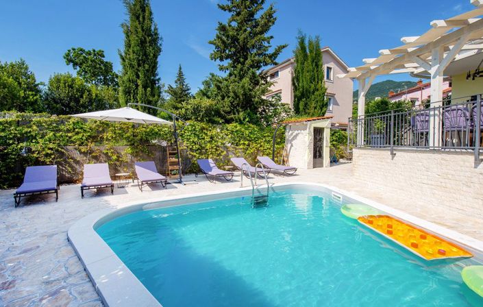 Image No.3-4 Bed Property for sale