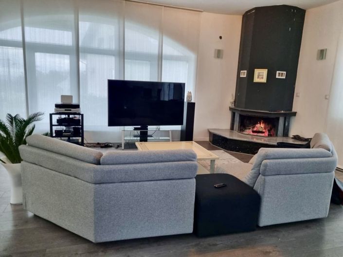 Image No.7-4 Bed Property for sale