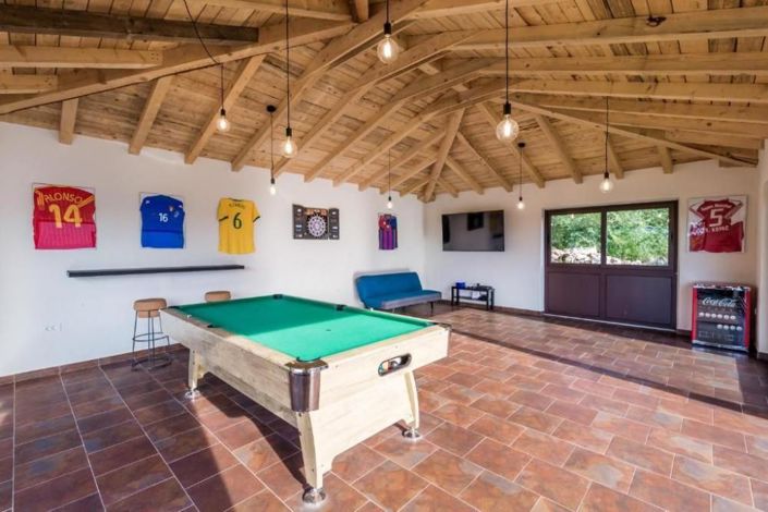 Image No.21-3 Bed Property for sale