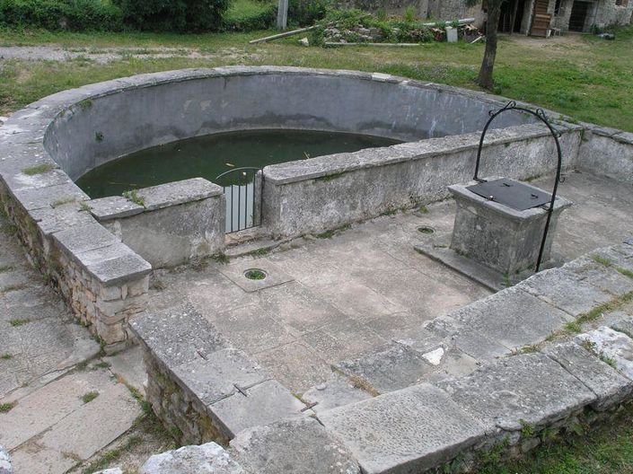 Image No.18-50 Bed Property for sale