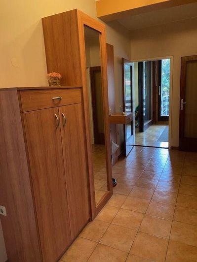 Image No.12-8 Bed Property for sale