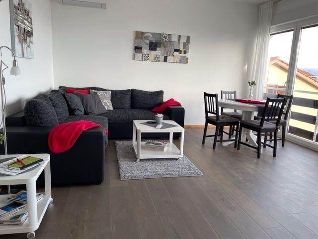 Image No.18-8 Bed Property for sale