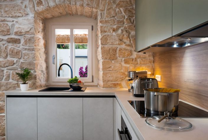 Image No.15-3 Bed Property for sale