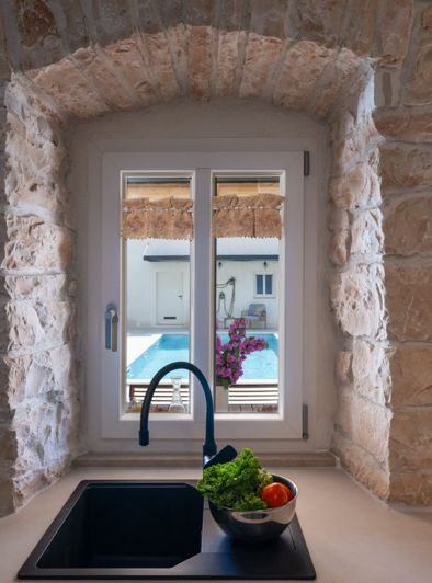 Image No.16-3 Bed Property for sale