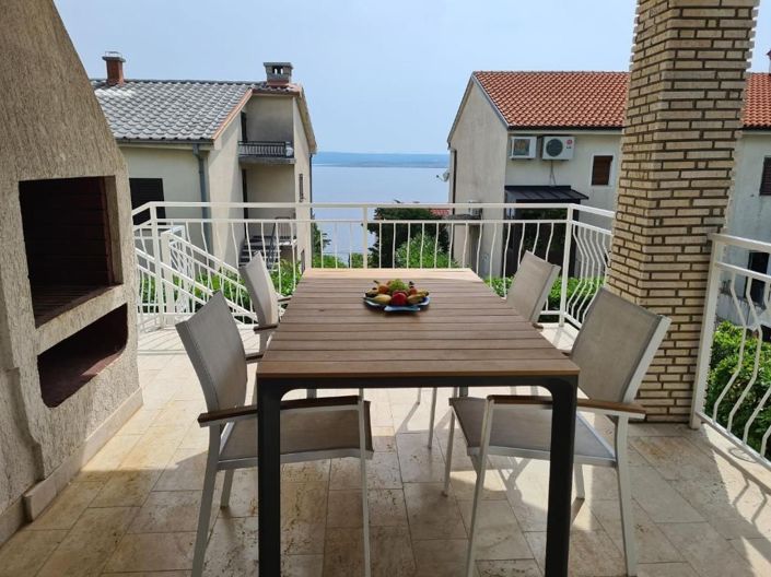 Image No.3-10 Bed Property for sale