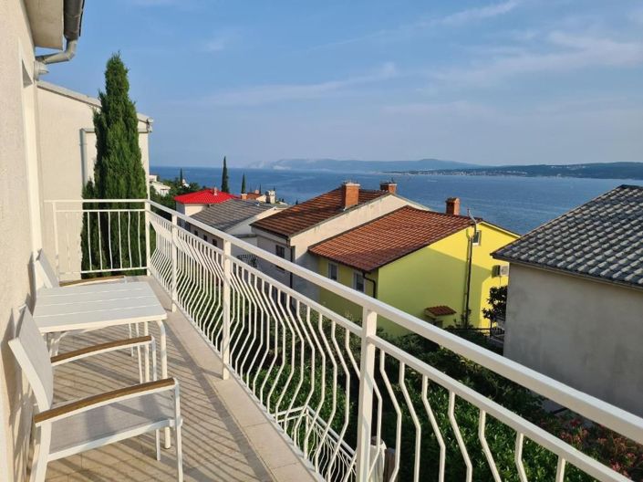 Image No.4-10 Bed Property for sale