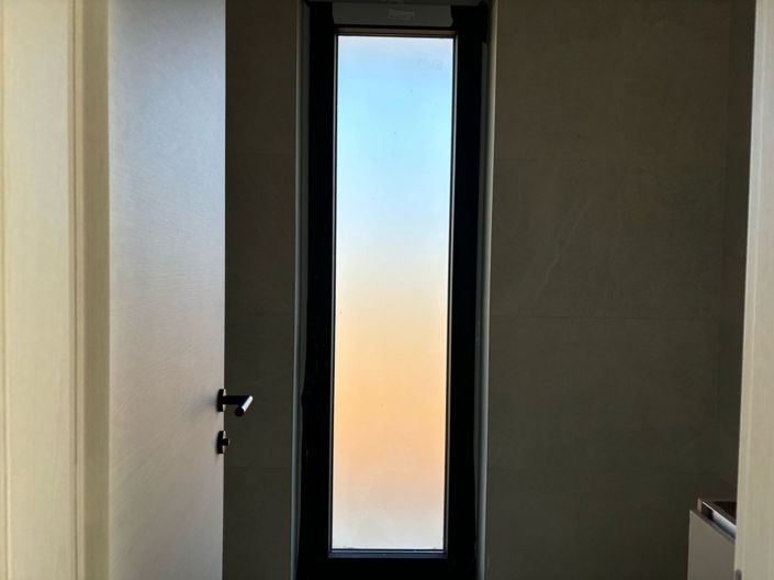 Image No.18-3 Bed Property for sale