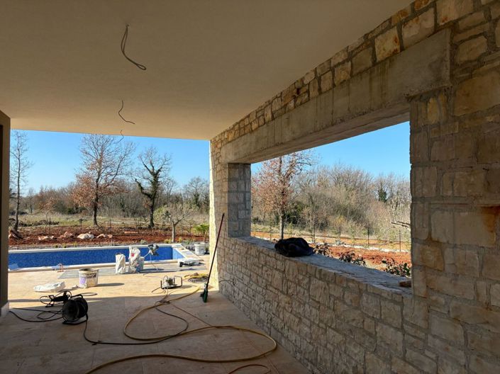 Image No.3-3 Bed Property for sale