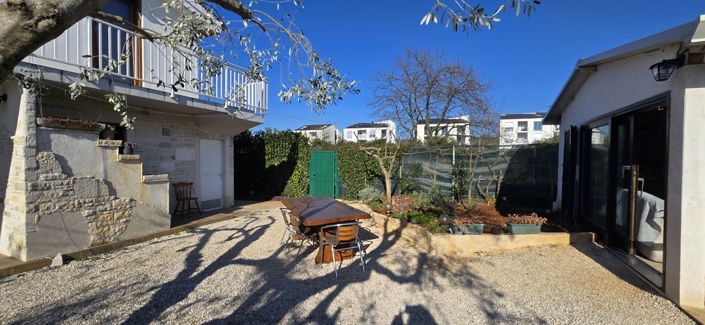 Image No.11-4 Bed Property for sale