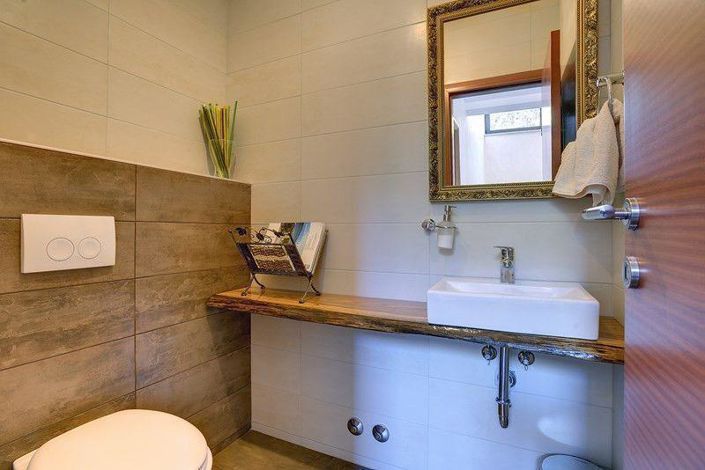 Image No.18-4 Bed Property for sale