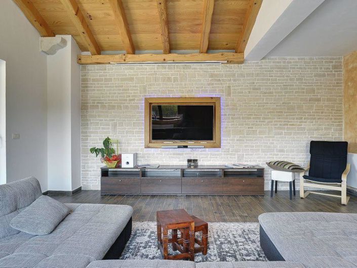 Image No.7-4 Bed Property for sale