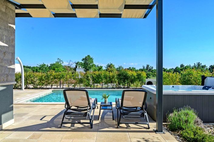 Image No.5-4 Bed Property for sale