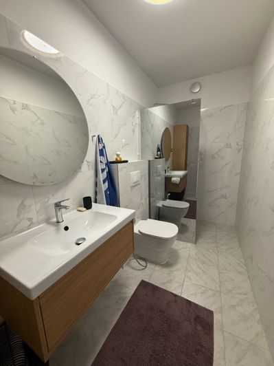 Image No.14-3 Bed Property for sale