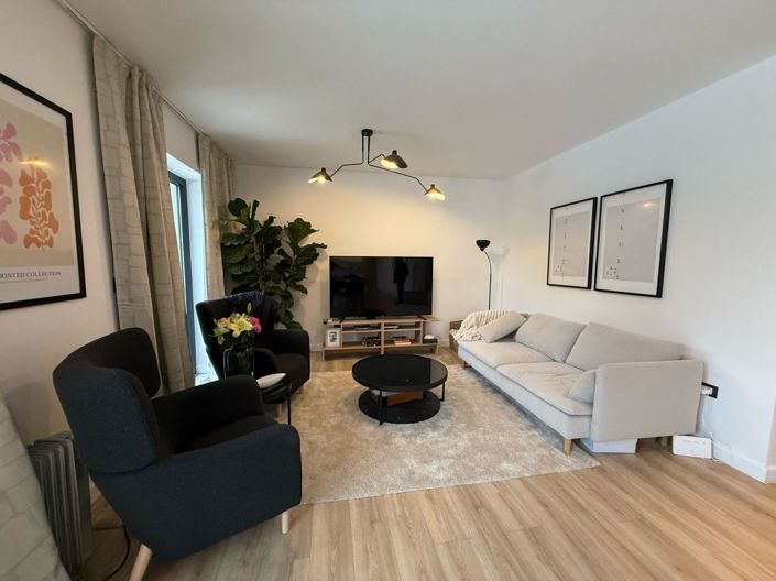 Image No.4-3 Bed Property for sale