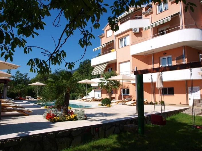 Image No.1-12 Bed Property for sale