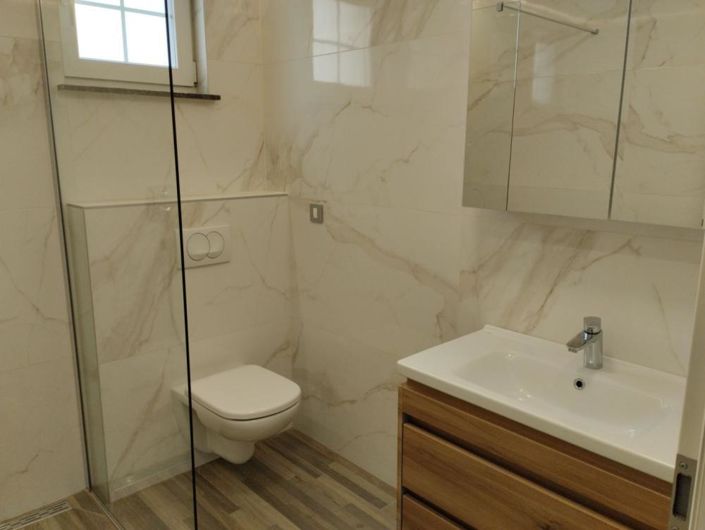 Image No.5-3 Bed Property for sale